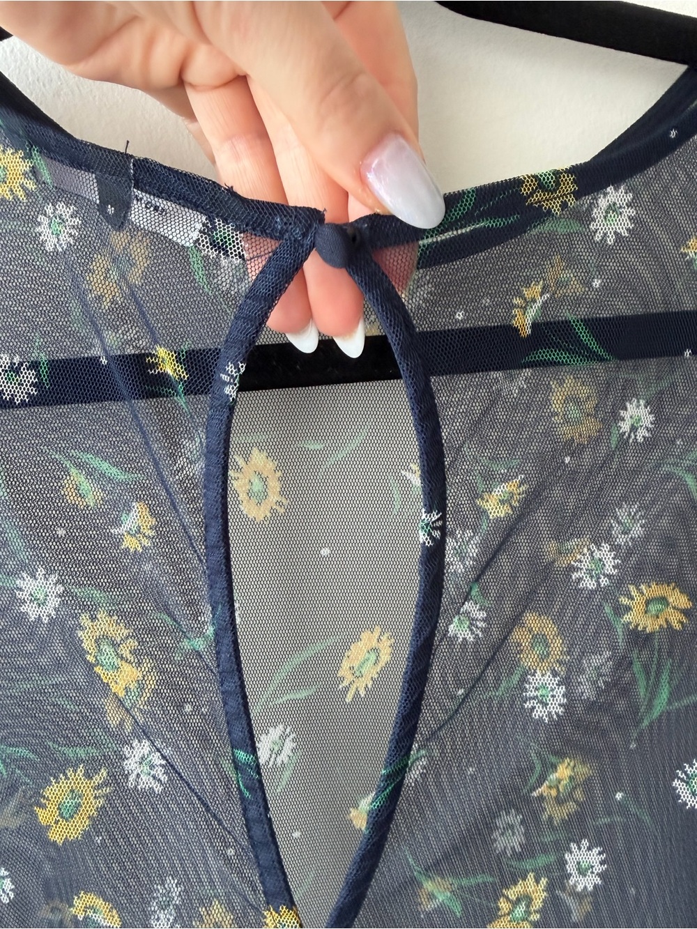 Vera Moda Mesh Daisy Midi Dress - Picture 6 of 7